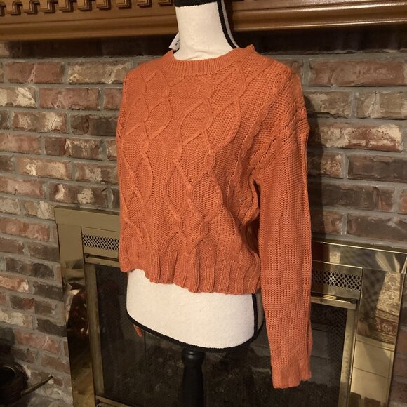Derek Heart Orange Knit Sweater Size Small Cropped NWT - Picture 2 of 6